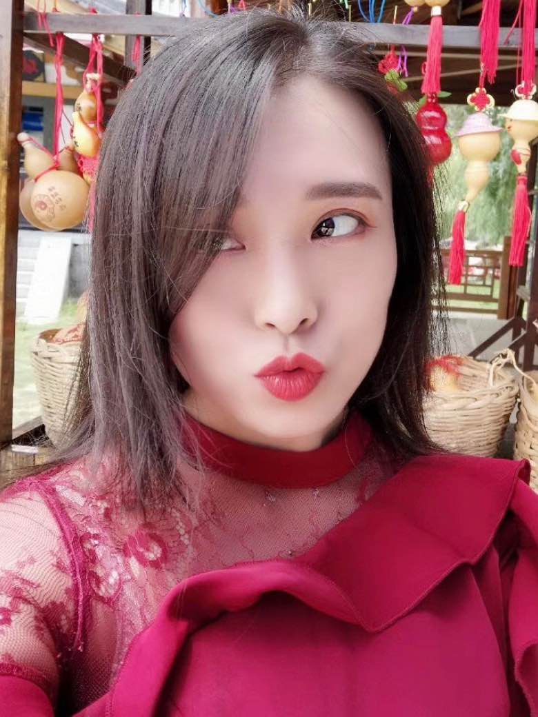 你的淫荡母猪妈妈