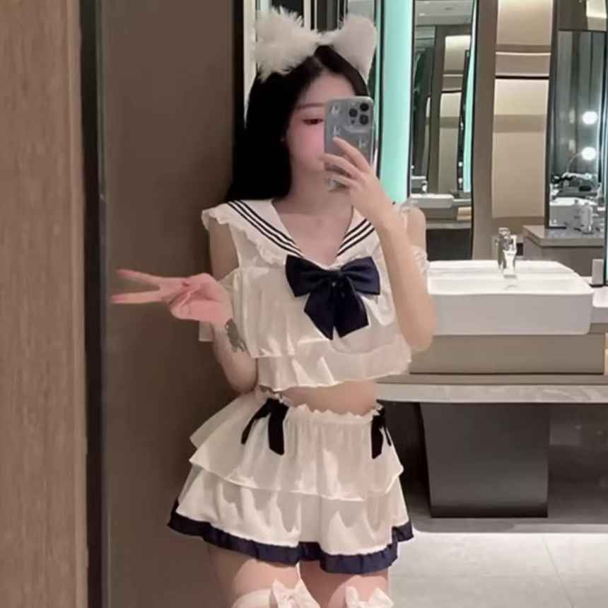 R-18《很纯很暧昧》